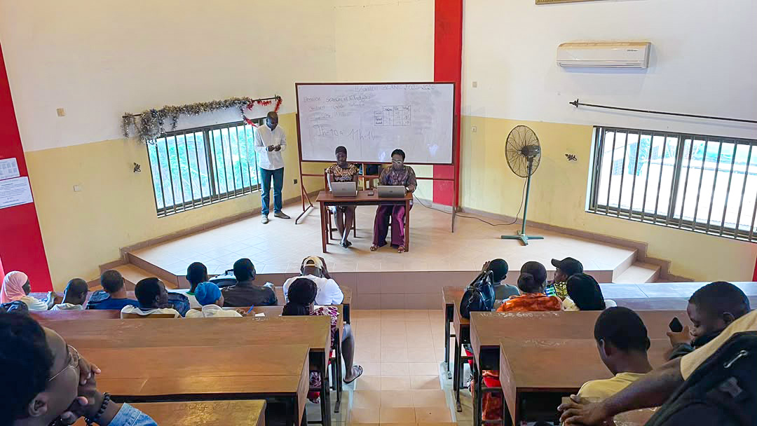 ESE-Conseils échange avec les étudiants de l’École Supérieure Le Faucon de Calavi.